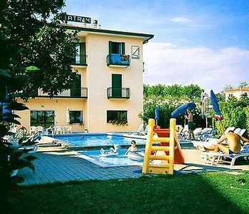 Apart-hotel Beatrix